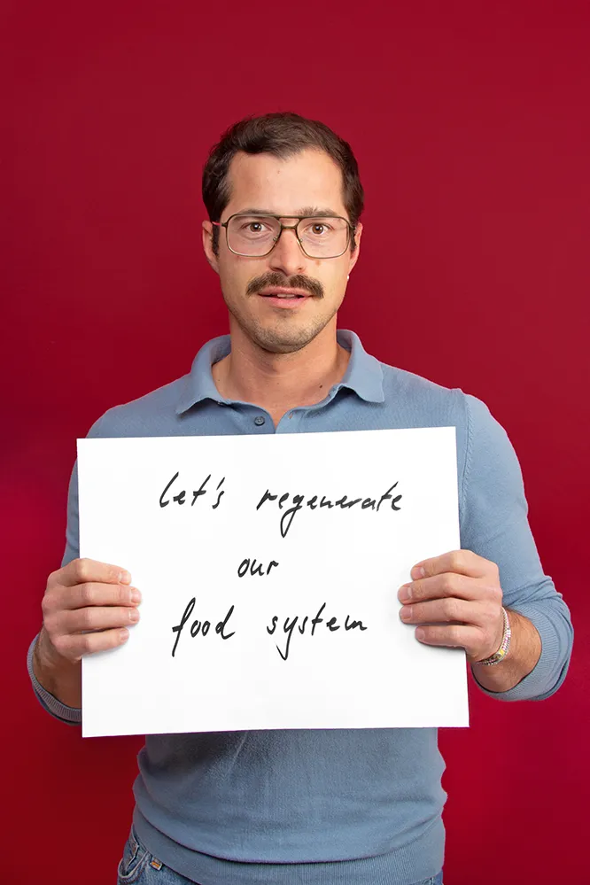 Louis Demuth, Intern