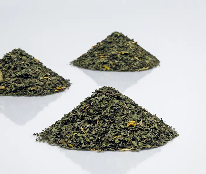 Thé - Tisane à la menthe orangée Mélange de six herbes des montagnes grisonnes différentes - gebana