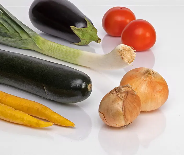 Gemüse - Sommergemüse - Tomaten - Auberginen - Zwiebeln - Lauch - Karotten - gebana