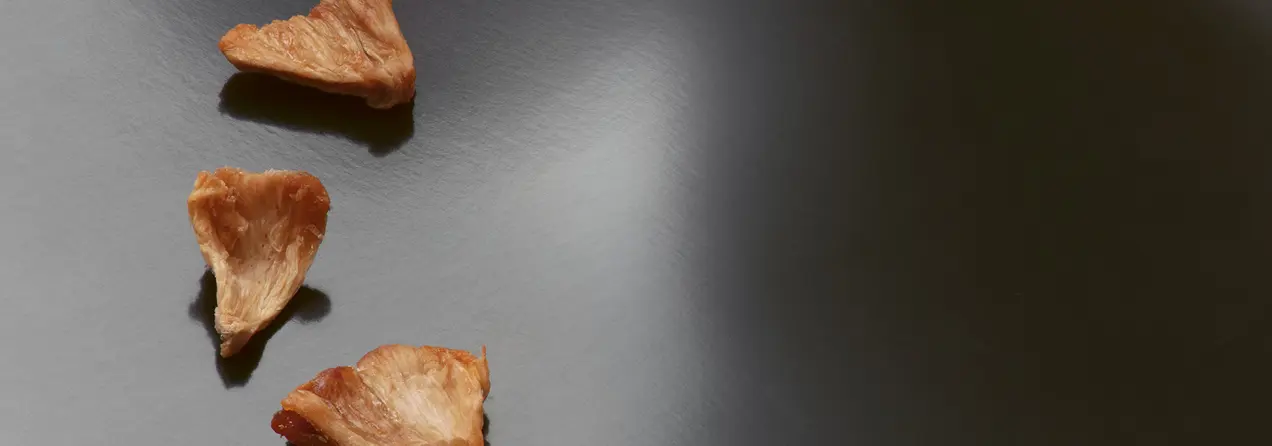 Order dried pineapple - gebana.com