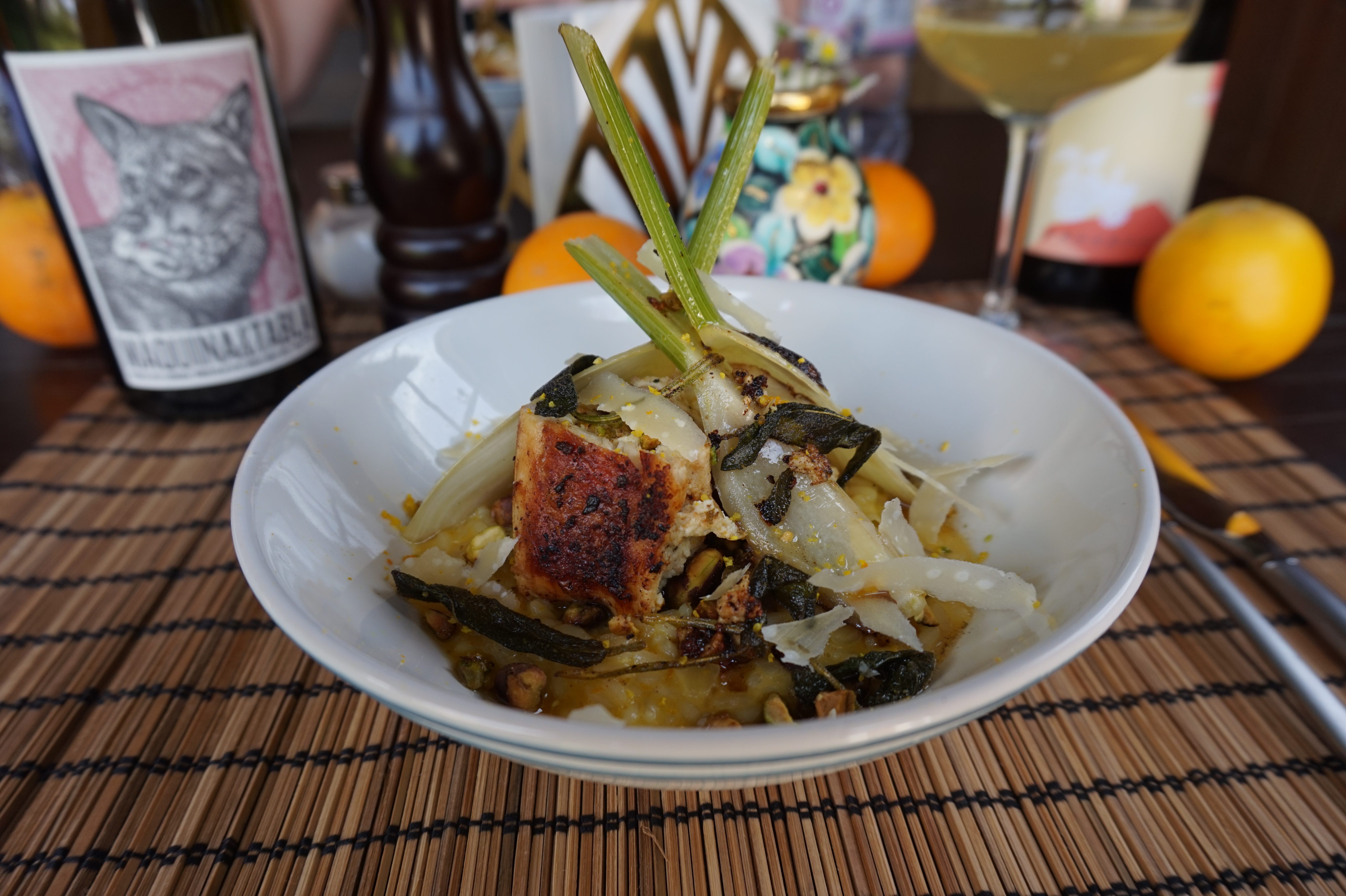 Orangenrisotto mit Hähncheninvoltini und sautiertem Fenchel