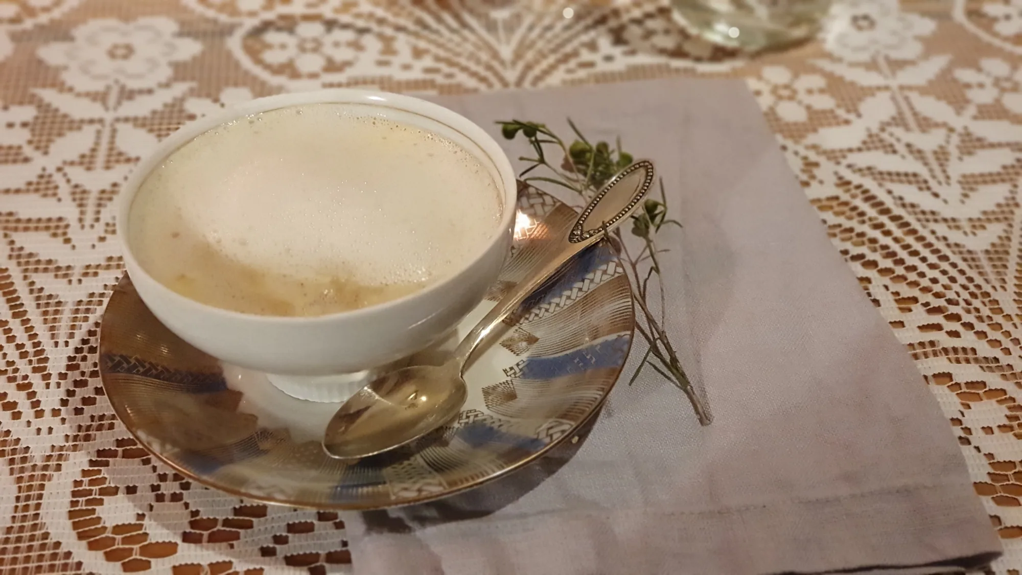 Orangenmenü mit fünf Gängen