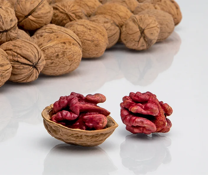 Nüsse - Walnüsse rot - gebana