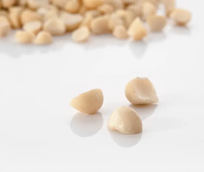 Macadamia - Macadamia teilweise zerbrochen - gebana