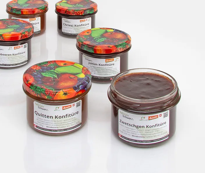 Konfitürenpaket mit Brombeer-, Johannis-, Himbeer- und Kirschkonfitüre u.a. - gebana